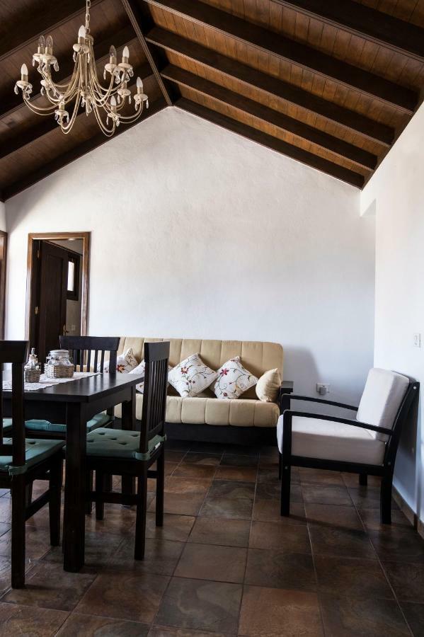 San Borondon Guest House Alojera ภายนอก รูปภาพ