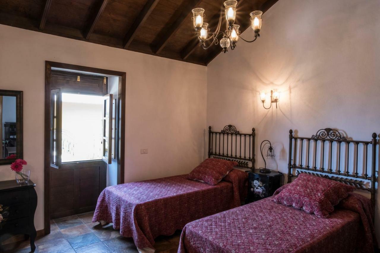 San Borondon Guest House Alojera ภายนอก รูปภาพ